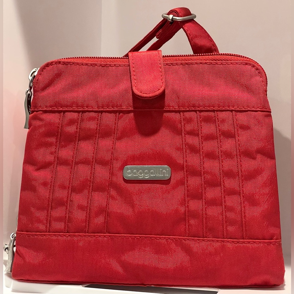Baggallini Vibrant Red Crossbody/Shoulder Bag